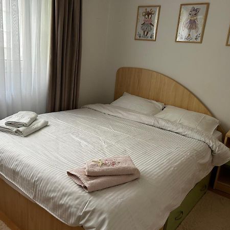 Lalelelor Apartment Сучеава Екстериор снимка